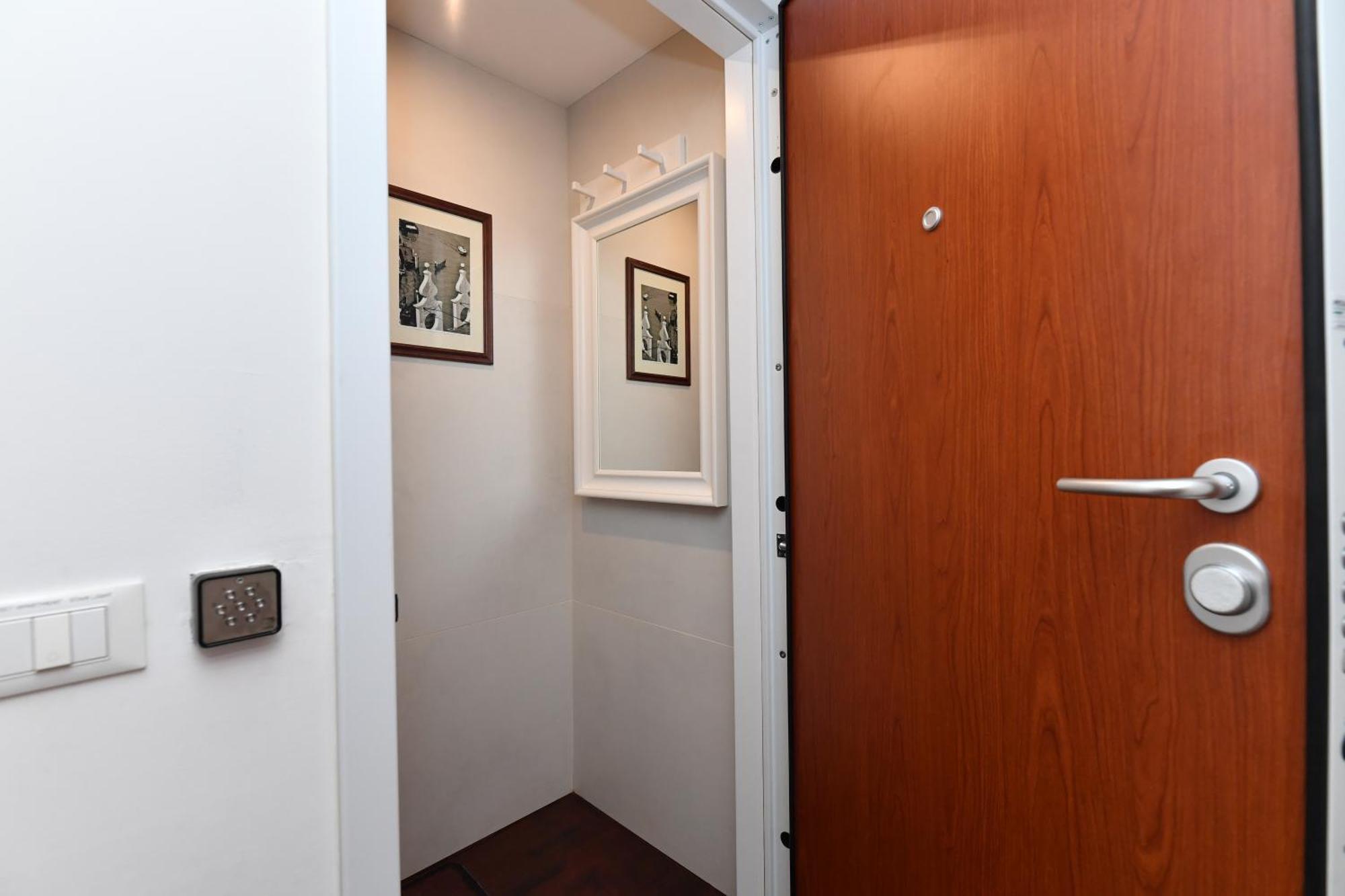Sweet Frari Apartment *