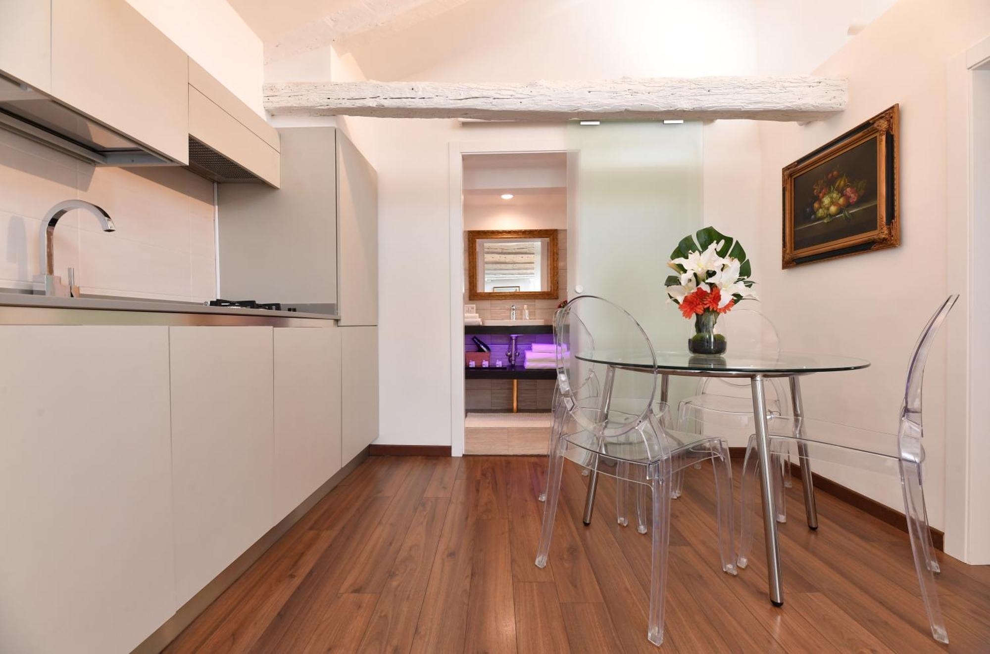Apartment Sweet Frari