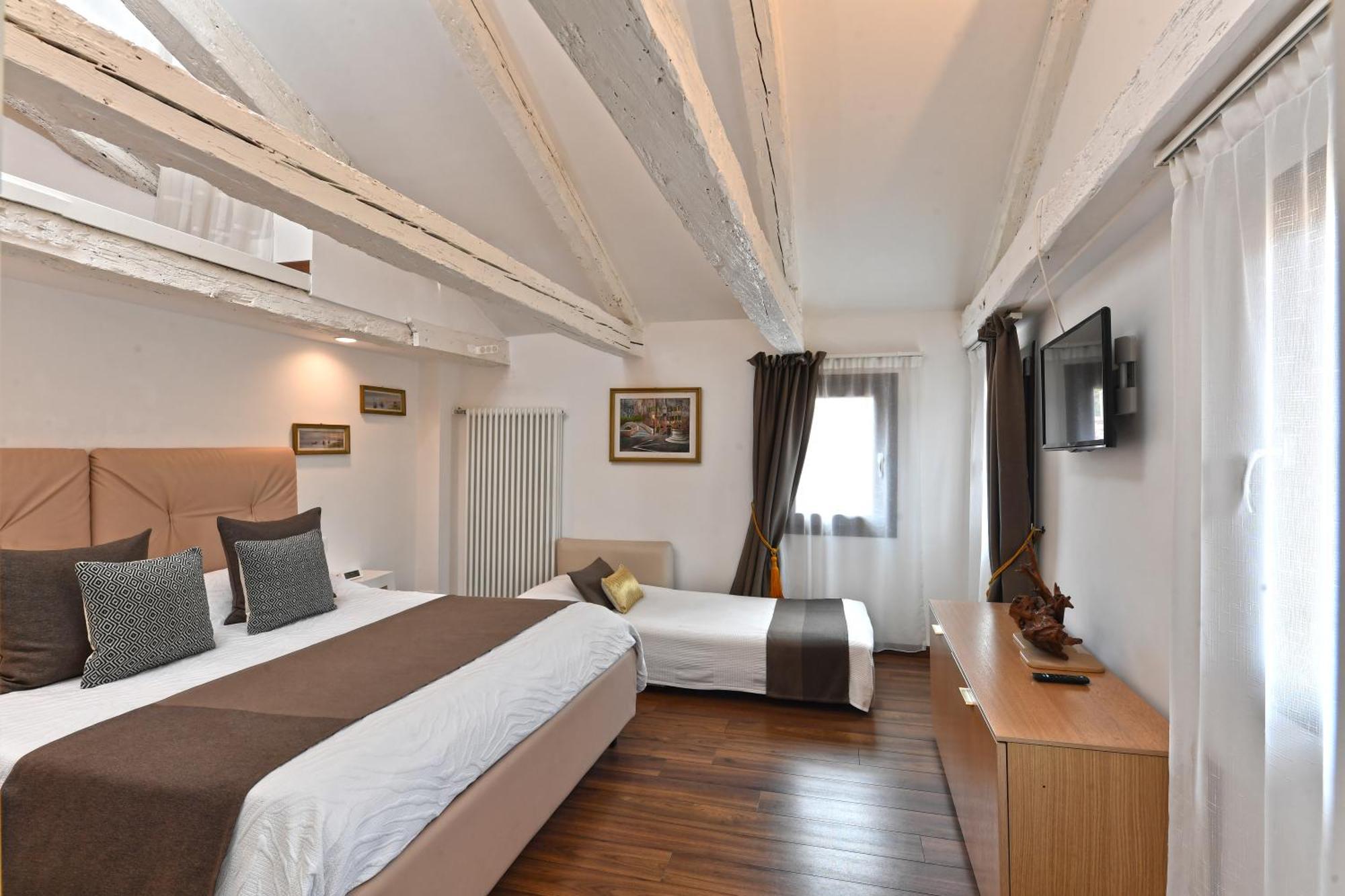 Apartment Sweet Frari *